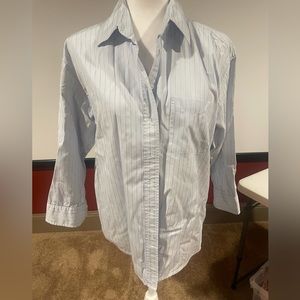 Elizabeth James button down shirt. New never worn  XS
